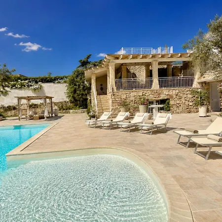 Muse Salentine Villa Santa Maria al Bagno